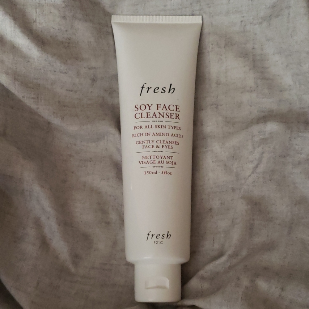 Fresh soy face cleanser